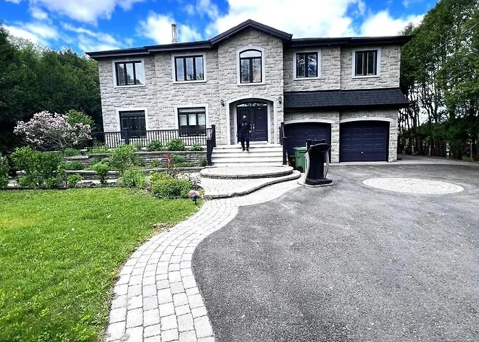 Villa Delrose Waterfront