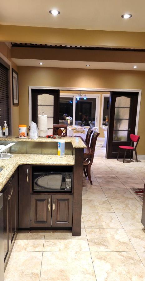 Delrose Waterfront Villa *
